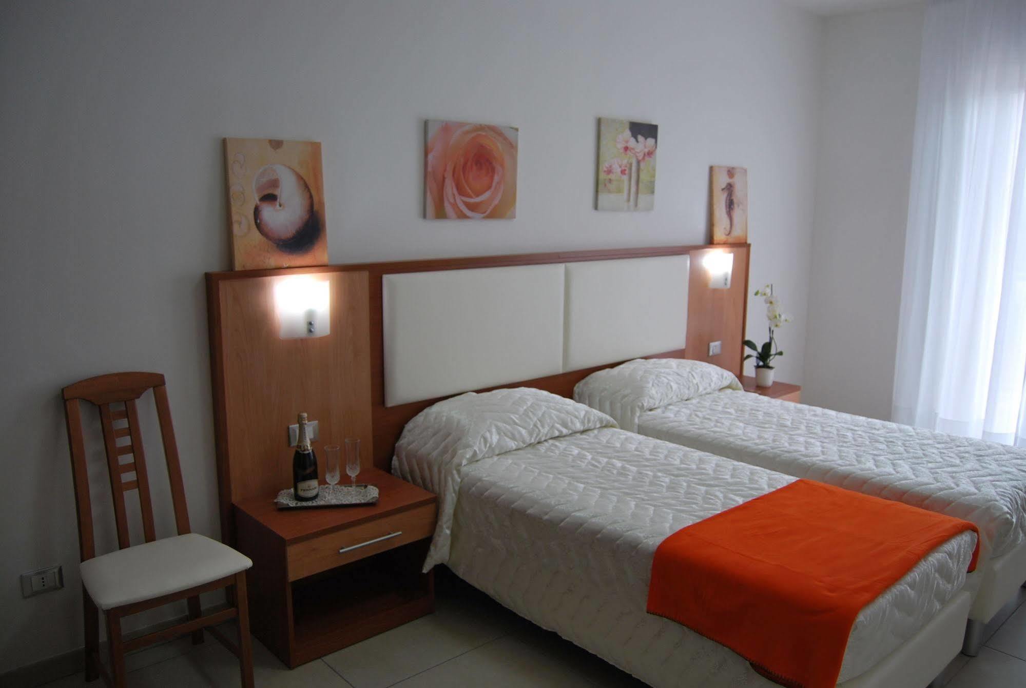 Hotel Europa 네레토 외부 사진